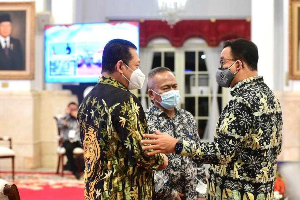 Bamsoet Apresiasi Presiden Jokowi Tempatkan Wartawan Penerima Utama Vaksinasi Covid-19