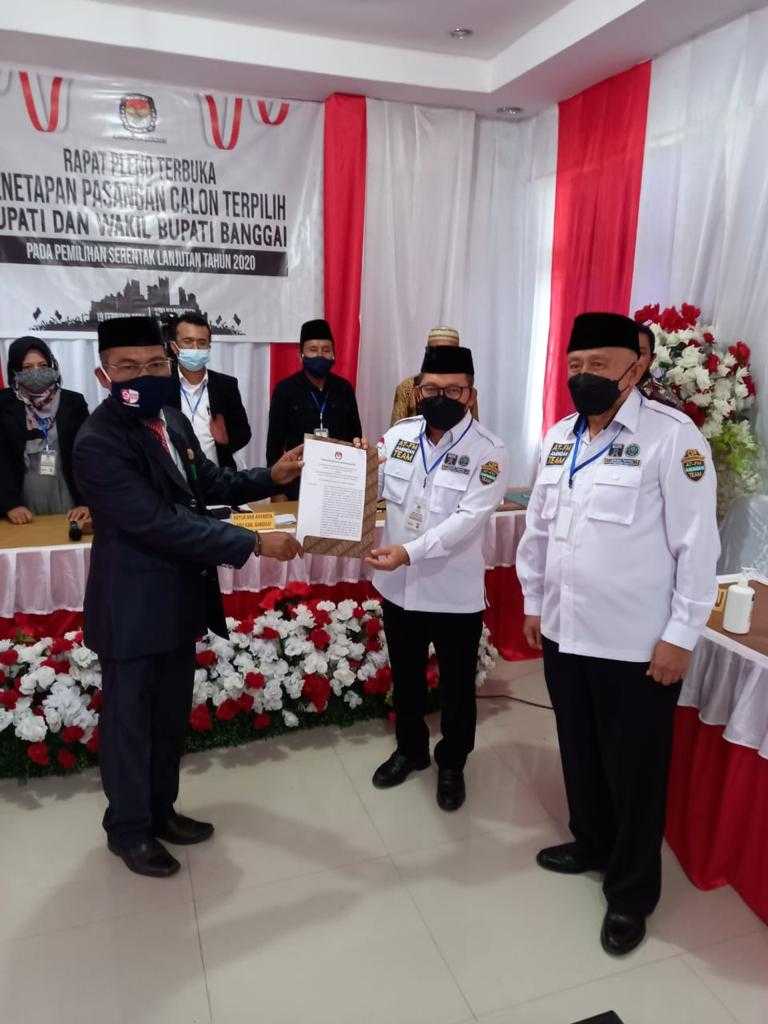 Resmi Menangi Pilkada Banggai, Amirudin Tamoreka: Ini Kemenangan Seluruh Rakyat