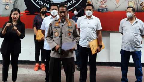Proses Rehab, Millen Cyrus Diserahkan Polisi ke BNNK Jaksel