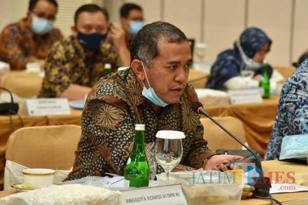 Indonesia Dilanda Beragam Masalah, Politisi Golkar Ingatkan Kembali ke Pembukaan UUD 1945