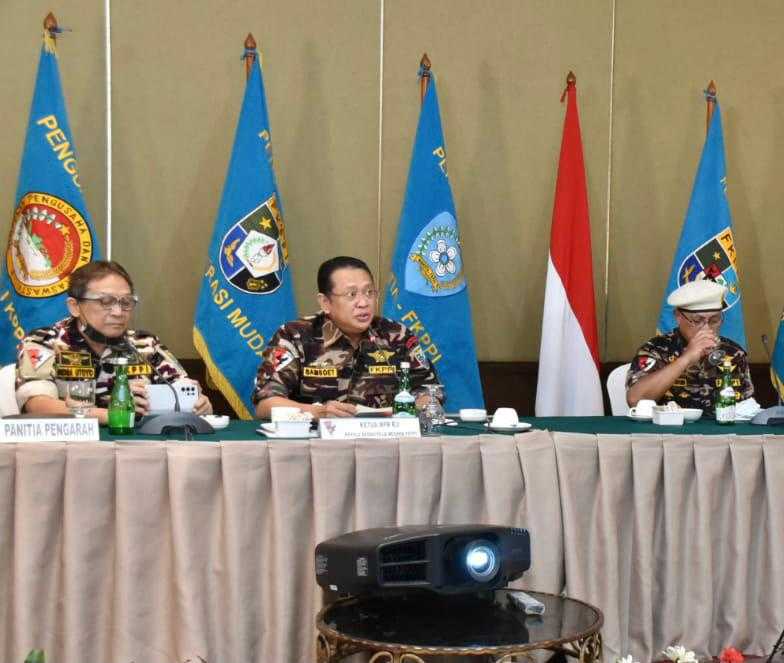 Ketua MPR Tegaskan Setiap Warga Negara Wajib Ikut Bela Negara