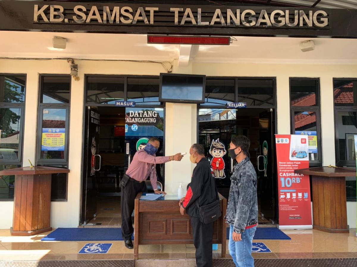 Samsat Talangagung Malang Laksanakan Protokol Kesehatan Dengan Ketat