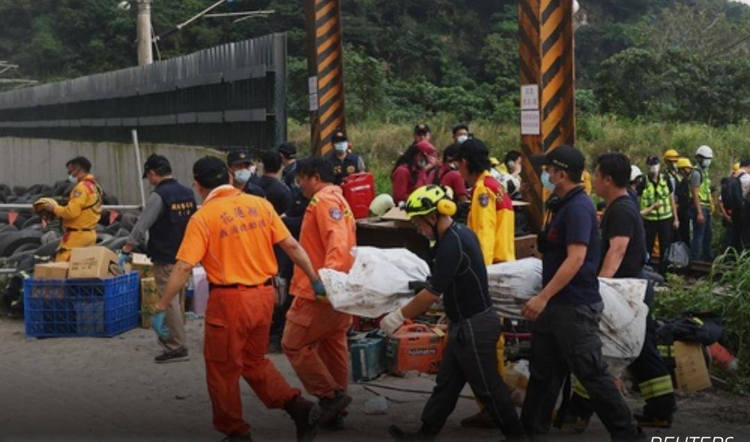 Menteri Transportasi Taiwan Bertanggung Jawab atas Kecelakaan Kereta
