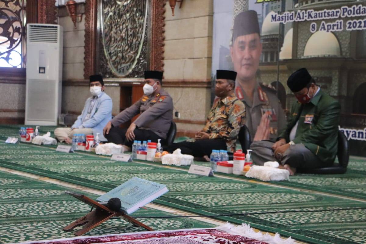 Gerakan Sedekah Ala Kapolda Metro Menyambut Ramadhan