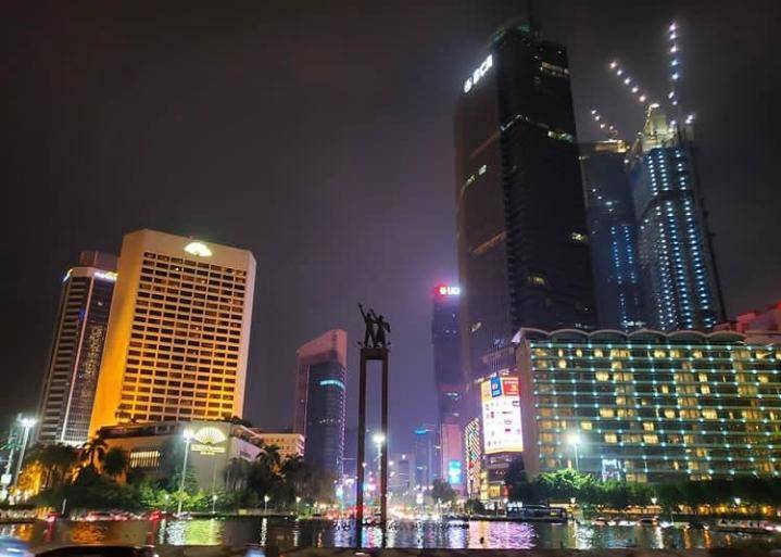Aksi Pemadam Lampu 1 Jam Diklaim Menurunkan Emisi CO2