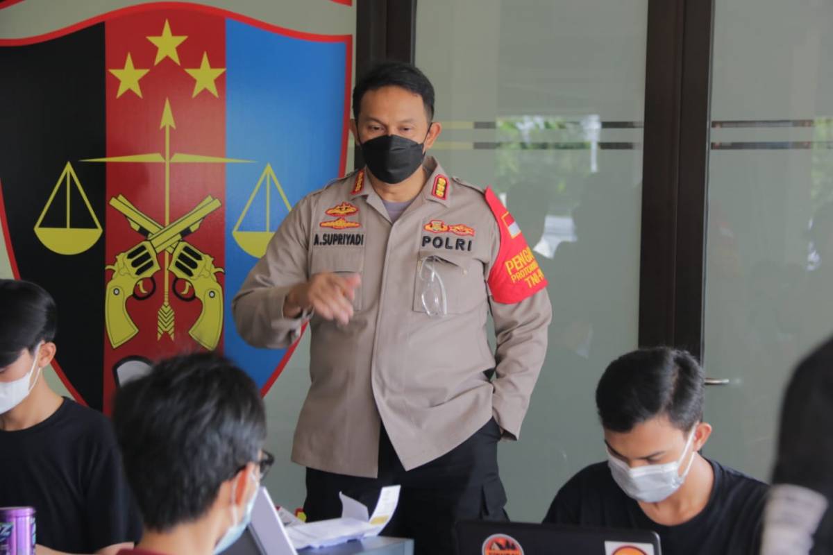Polres dan Dinkes Kota Bekasi Vaksin 1.000 Warga