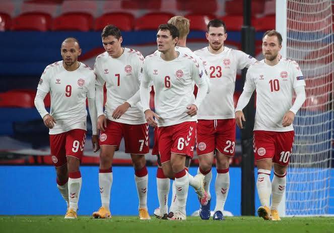 Denmark vs Finlandia, Laga Pembuka Grup B