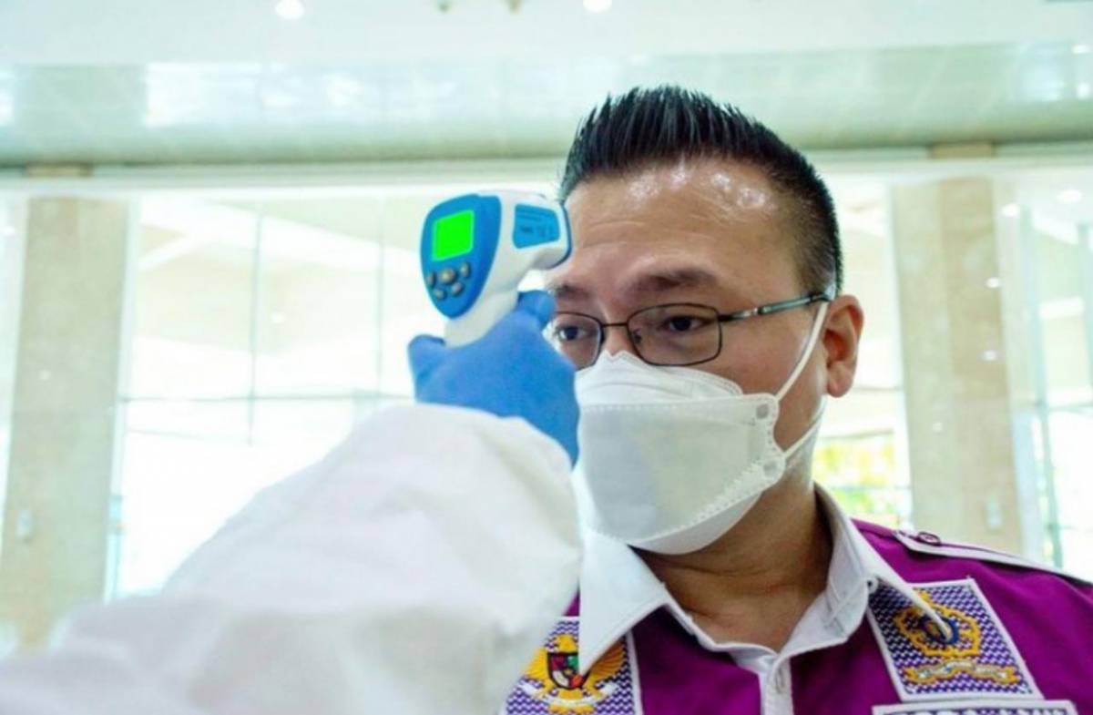 Pasal Penambahan Kewenangan Satpol PP dalam Revisi Perda Covid-19 Menuai Kritik