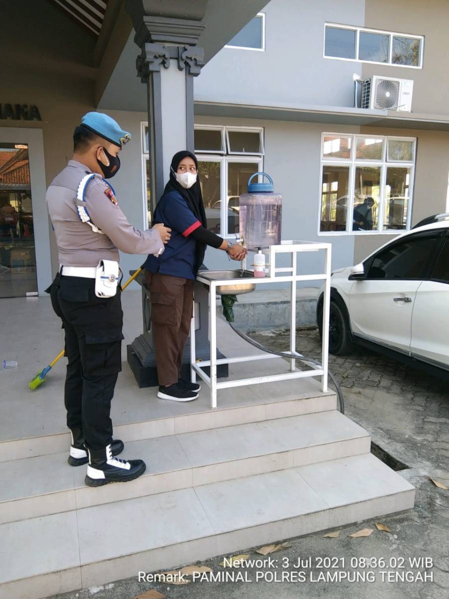 Anggota dan Tamu Polres Lampung Tengah Wajib Patuhi Prokes