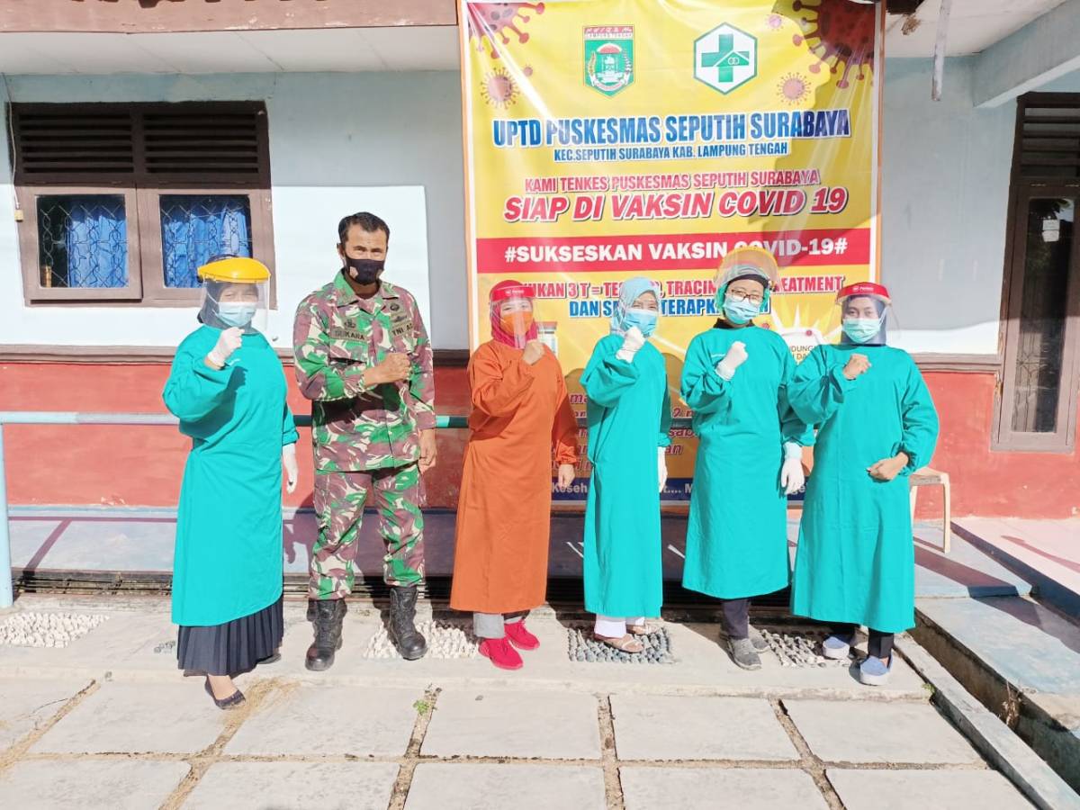Babinsa Koramil 411-09 Dampingi Vaksinasi