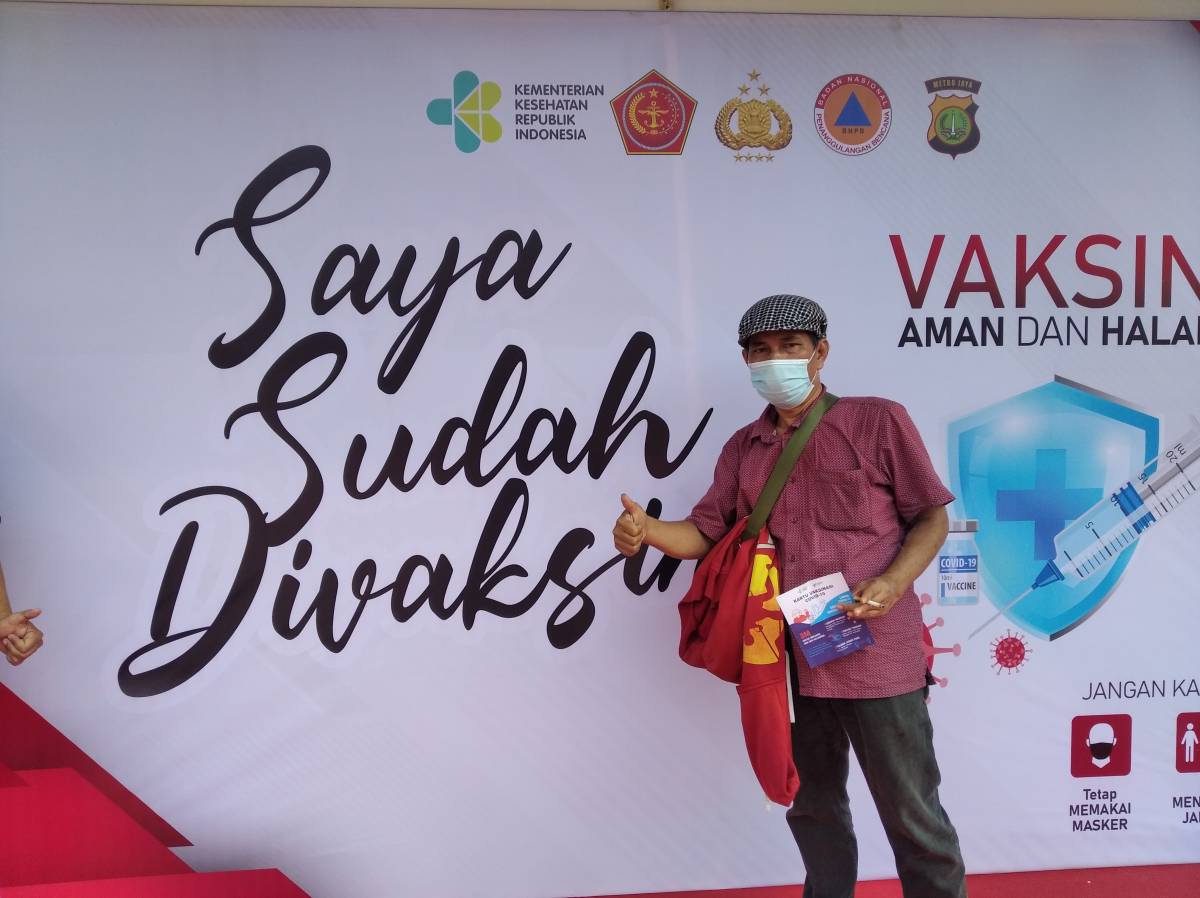 Vaksinasi Massal Kedua, Kapolda Irjen Fadil Imran: Semua Harus Divaksin, Bawa Istri Anak dan Tetangga ke Polda