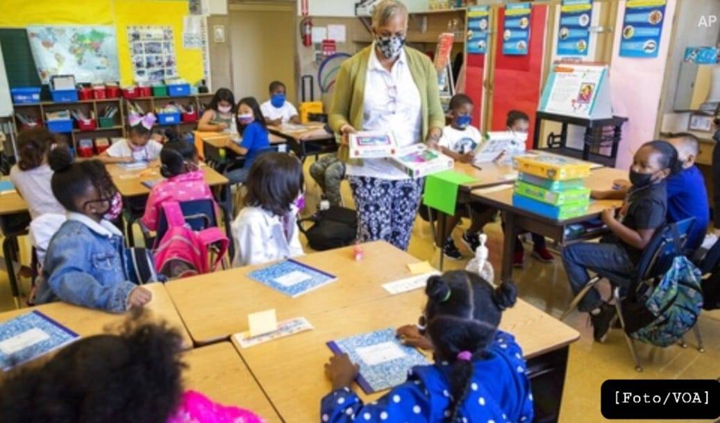 California Mewajibkan Guru dan Pegawai Sekolah Divaksin
