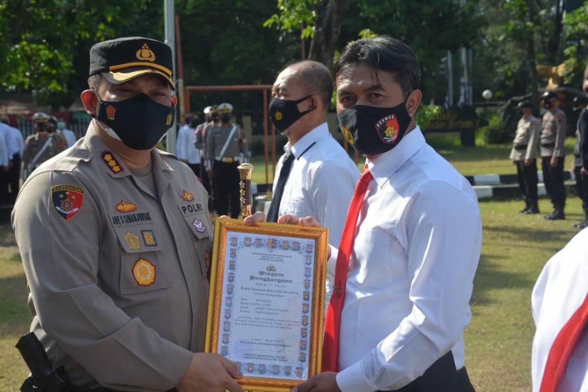 Berikan Dedikasi Terbaik, 33 Personil Polres Surakarta Diganjar Penghargaan