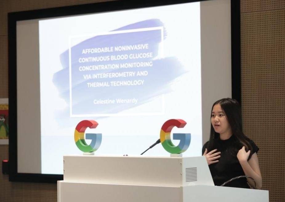 Pelajar Indonesia Temukan Alat Pengukur Gula Darah Tanpa Mengambil Darah