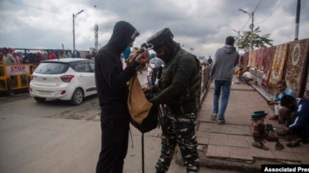 Kashmir Memanas, 5 Tentara India Tewas