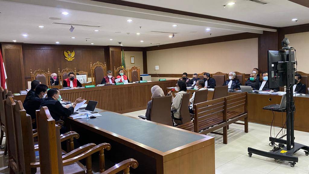 Rita Widyasari Akui Suka Kasih Duit Cuma-cuma ke AKP Robin