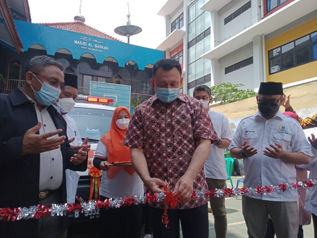 Ambulance Gratis untuk Warga Kampung Melayu Diluncurkan