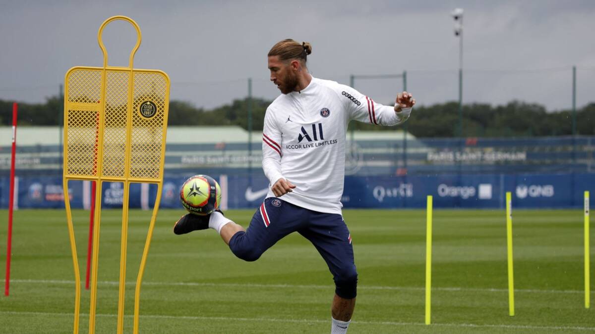 Sergio Ramos Masih Harus Menunggu Lebih Lama Untuk Debutnya
