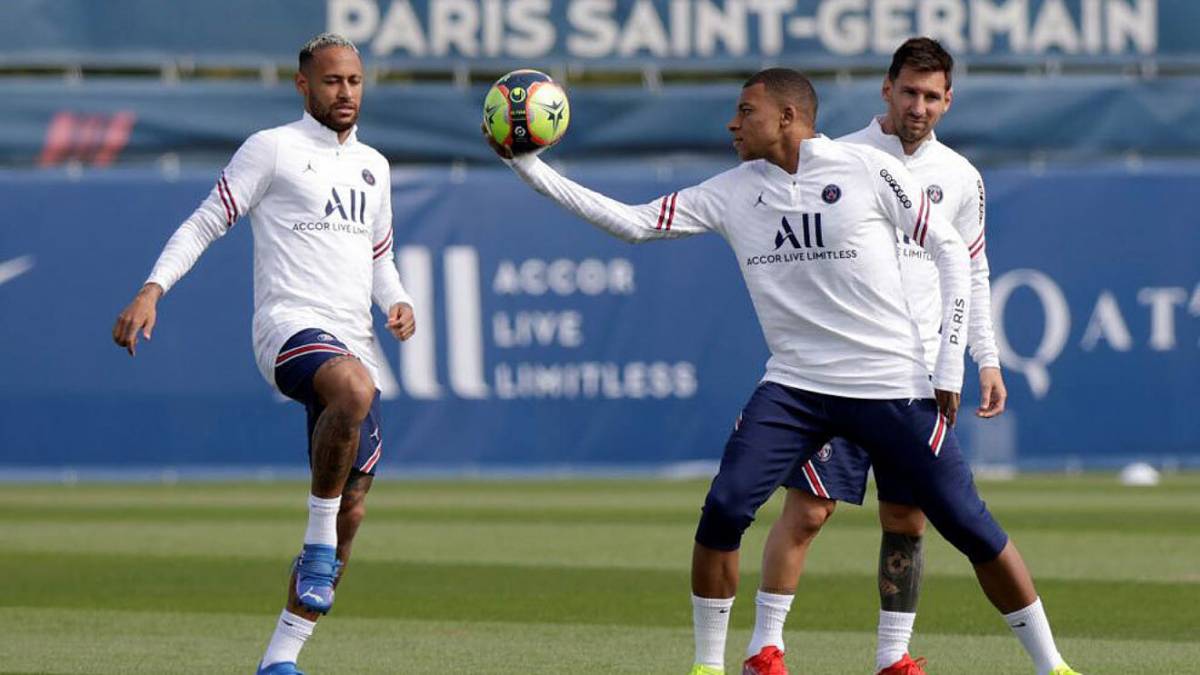 Trio MNM Gagal Bawa PSG Menang