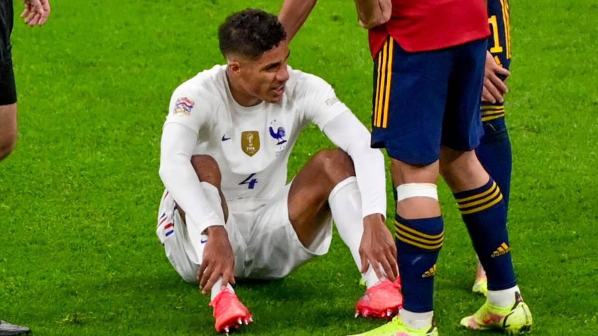 Raphael Varane Cedera, Man United Kehilangan Pemain Penting