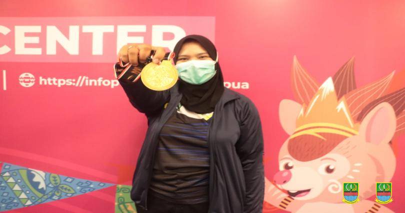 Atlet Panahan Kabupaten Bekasi Ratih Zilizati Fadhly Raih Medali Emas PON XX Papua 2021