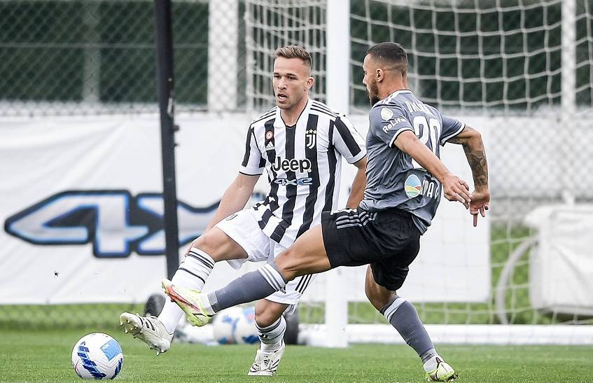 Arsenal Tunggu Persetujuan Juventus untuk Pinjam Arthur Melo