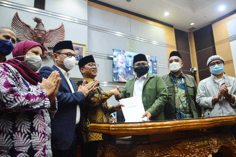 Komisi VIII DPR RI Bersama Kemenag Putuskan Penetapan Biaya Ibadah Haji 2022
