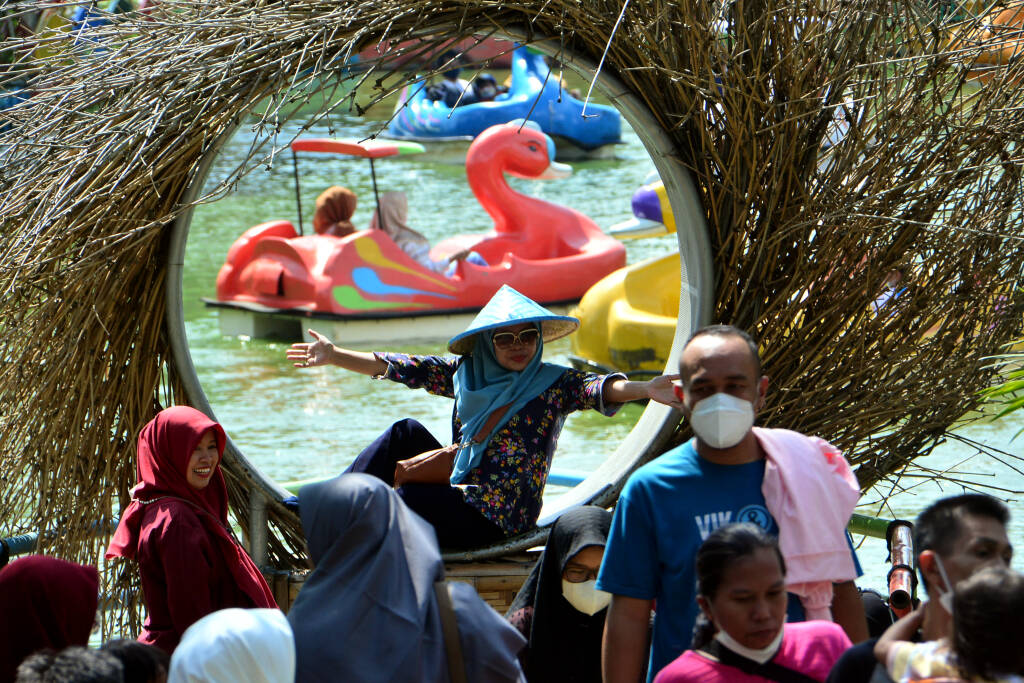 Libur Lebaran, Taman Herbal Insani Depok Ramai Pengunjung