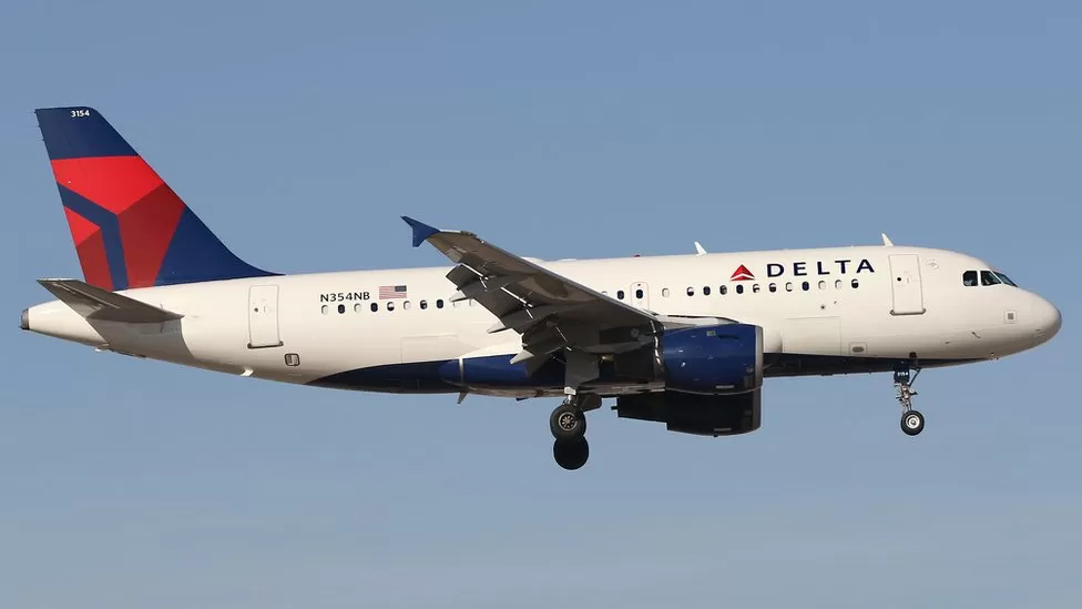 Pesawat Delta Airlines Alami Turbulensi Parah, 11 Orang Dibawa ke RS