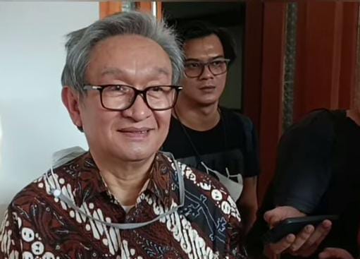 Maqdir Ismail Tak Tahu Pemilik Rp 27 Miliar Korupsi BTS Kominfo, Tapi Katanya untuk Kepentingan Kliennya