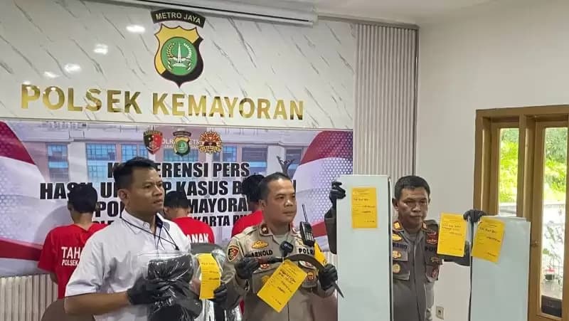 Utang Rp 130 Ribu Jadi Motif Baku Hantam Sopir Bajaj vs Jukir