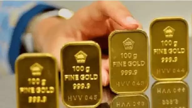 Harga Emas Antam Naik Rp5.000