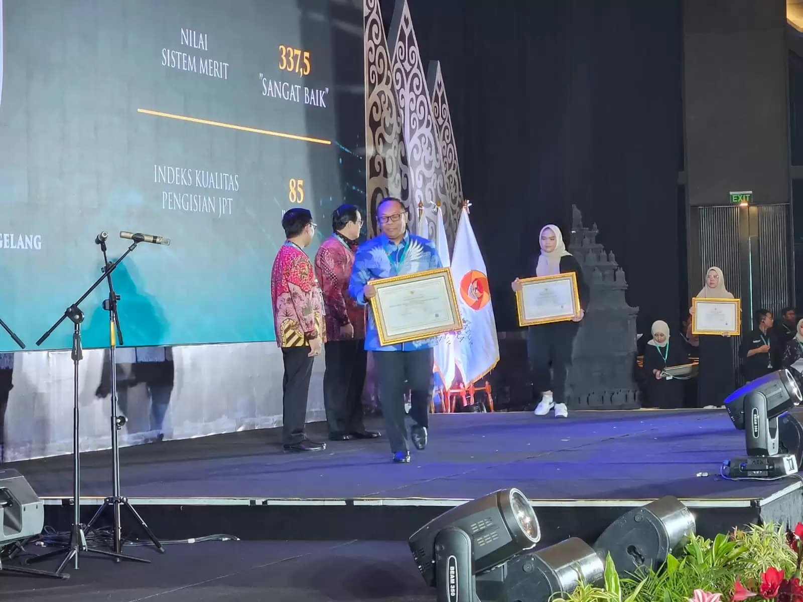 Setjen DPD RI Sabet Dua Penghargaan Anugerah Meritokrasi KASN