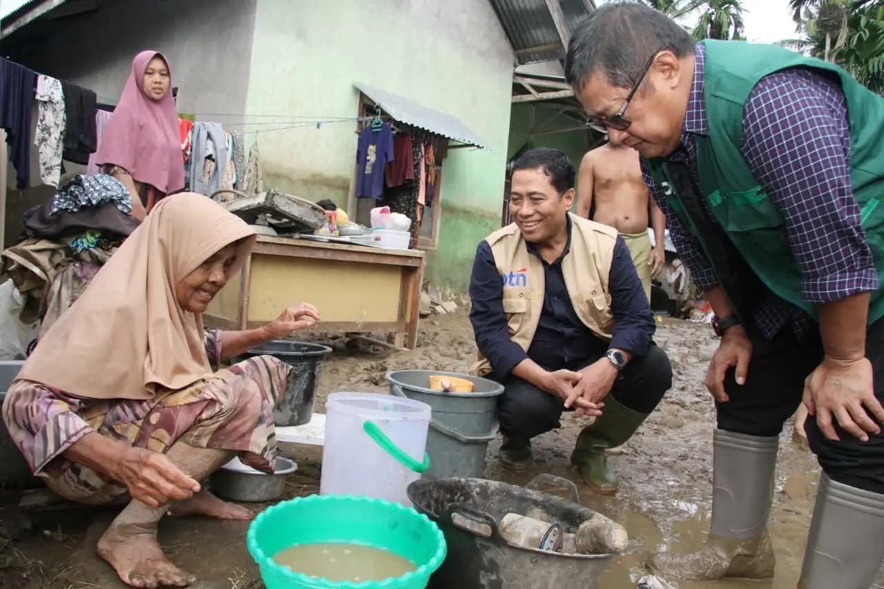 Direksi BTN dan BSN Menyapa Korban Terdampak Banjir di Aceh (Foto: Dok BTN)