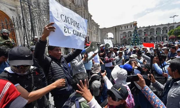 Korban Tewas Berjatuhan, Peru Berlakukan Keadaan Darurat Selama Sebulan