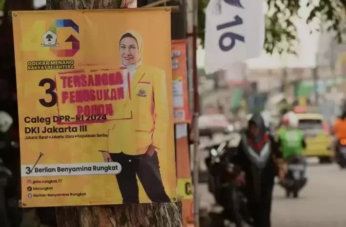 Imbas Kecelakaan di Mampang, Bawaslu DKI Minta Parpol Tertibkan APK di Zona Terlarang