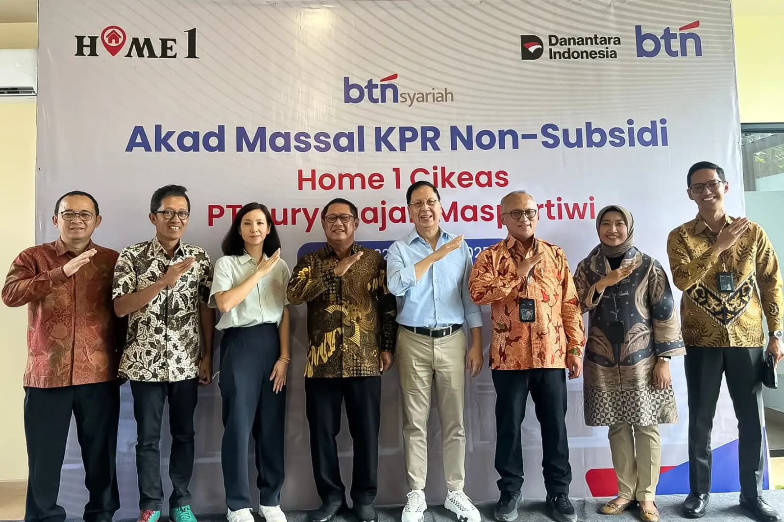 Akad massal pembiayaan 80 unit rumah bagi masyarakat di perumahan Home 1, Cikeas, Bogor (Foto: Dok BTN)