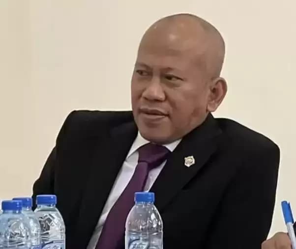 KPK Periksa Pius Lustrilanang Hari Ini