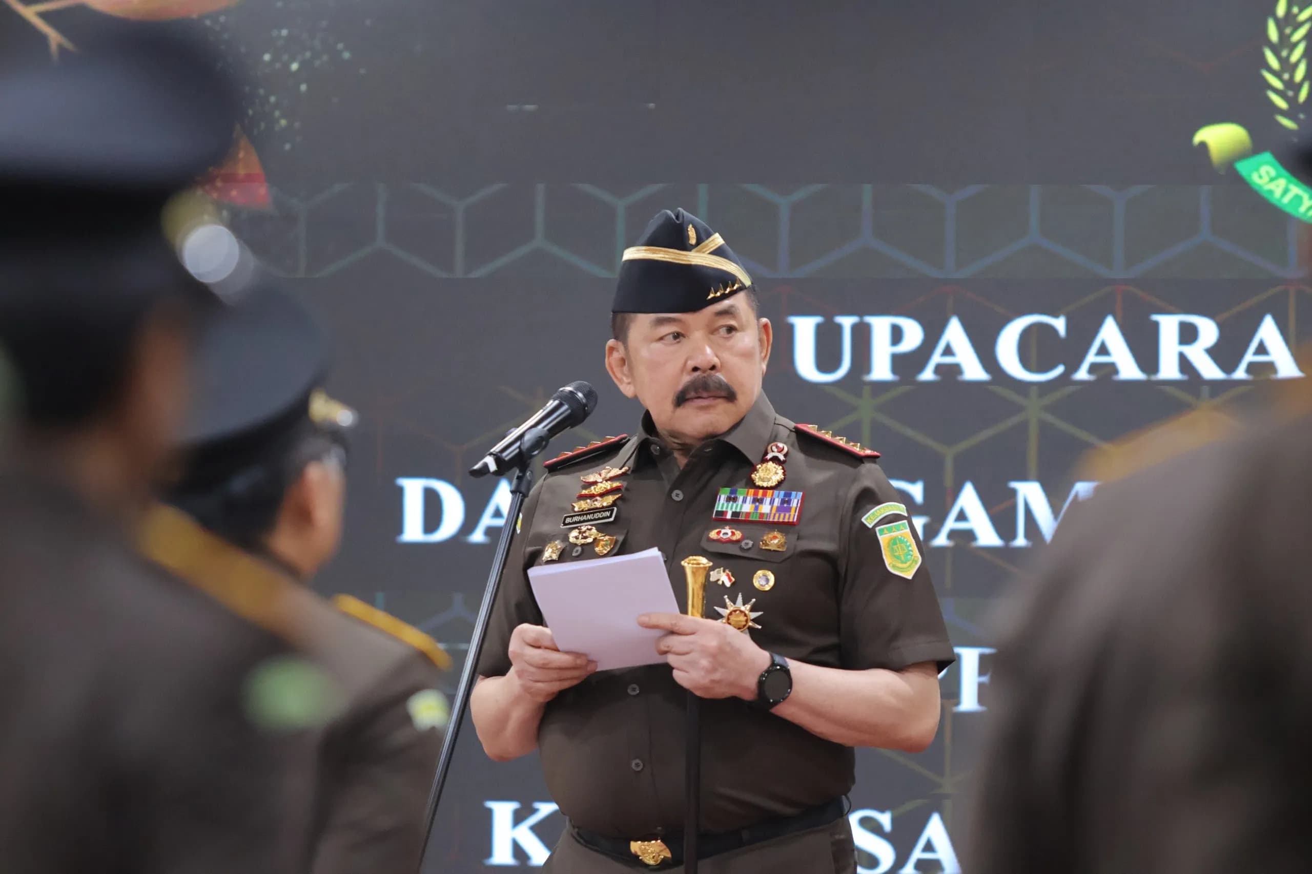 Prabowo Panggil Jaksa Agung ke Istana, Minta Penanganan Febrie Adriansyah Tuntas