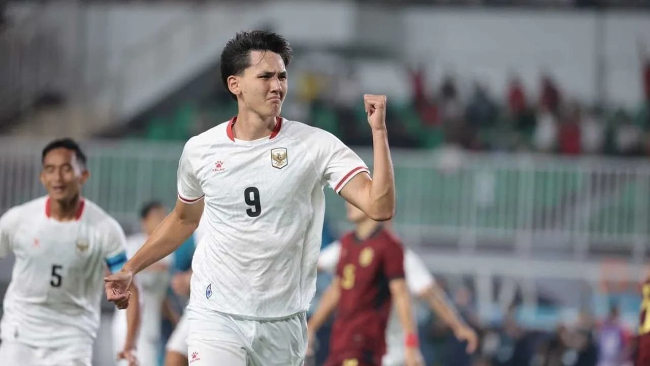 Debut Sensasional Mitchell Baker! Hattrick Antar Timnas Indonesia Hancurkan Kamboja 5-1
