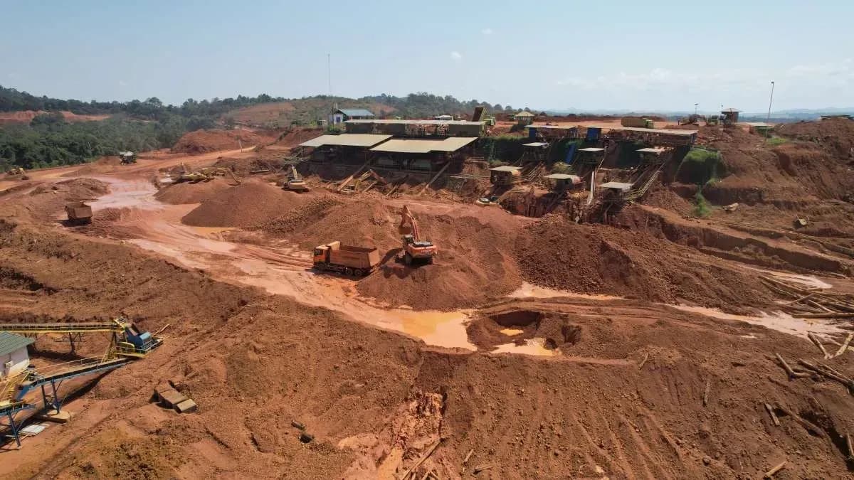 Ekspor Mineral Kembali Dibuka, KSP Pastikan Hambatan Akibat Aturan LTJ Mulai Teratasi