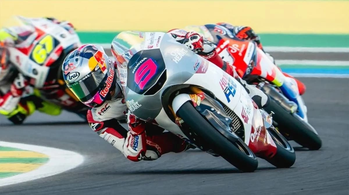 Veda Ega Pratama Makin Kokoh, Hakim Danish Tersandung di Silverstone