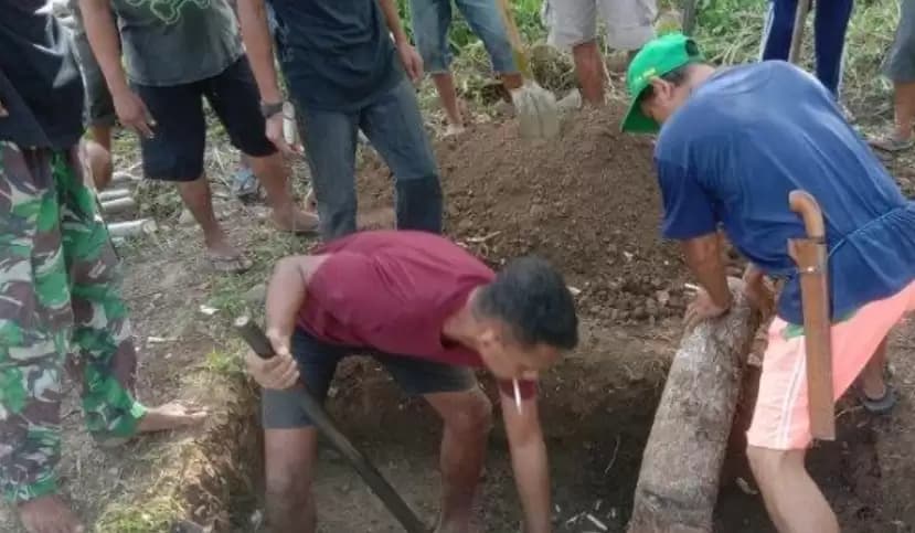Diduga Keluarga Jenazah Tak Mencoblosnya, Caleg di Donggala Bongkar Makam