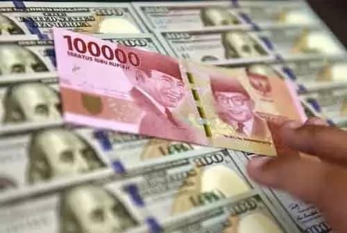 Rupiah Sentuh Rp17.900 per USD, Ini Tanggapan BI