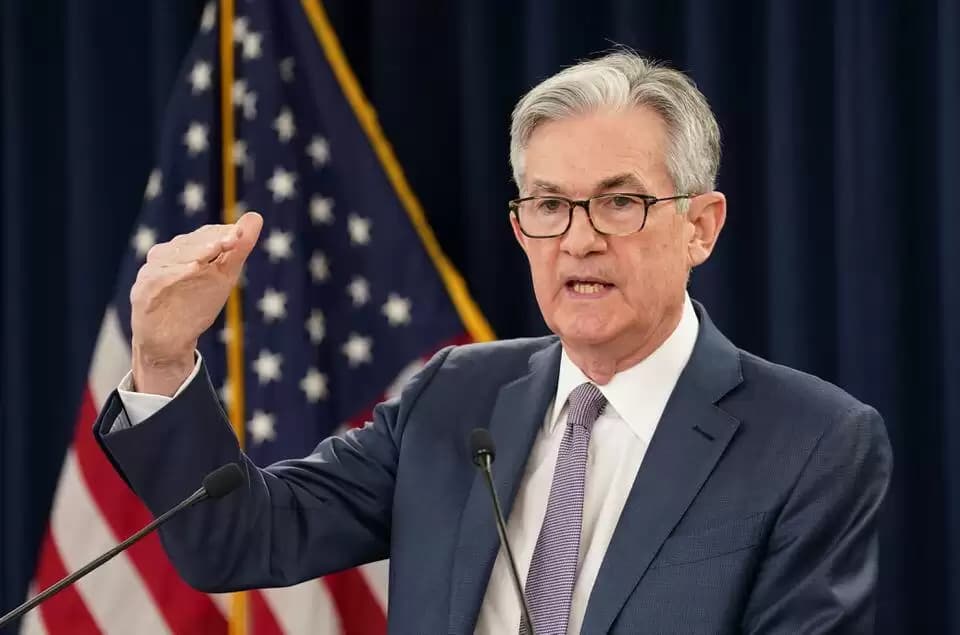 Pidato Powell Buat Emas Melonjak Tinggi