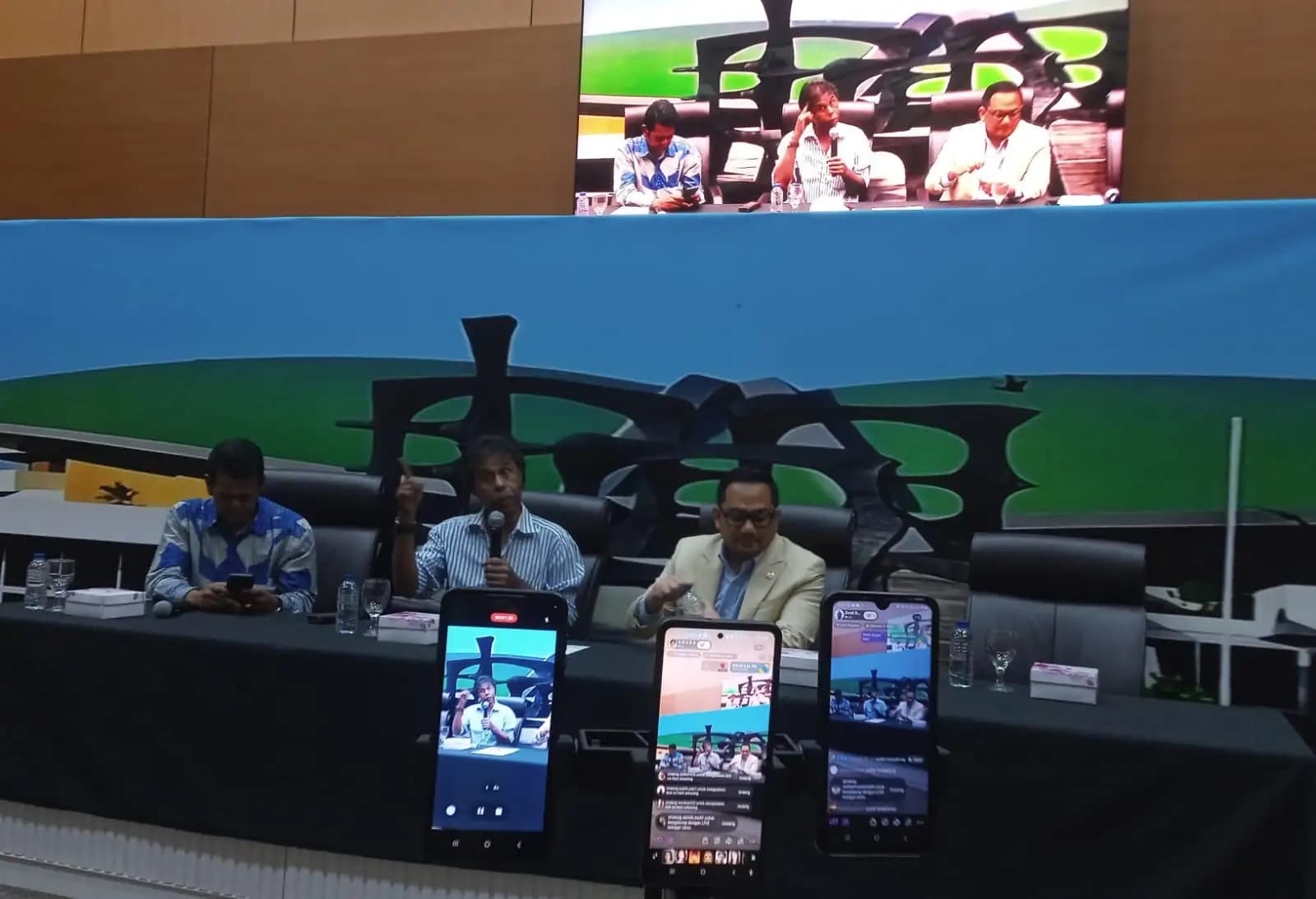 Diskusi Dialektika Demokrasi. (Foto: Dok MI/Jiani)