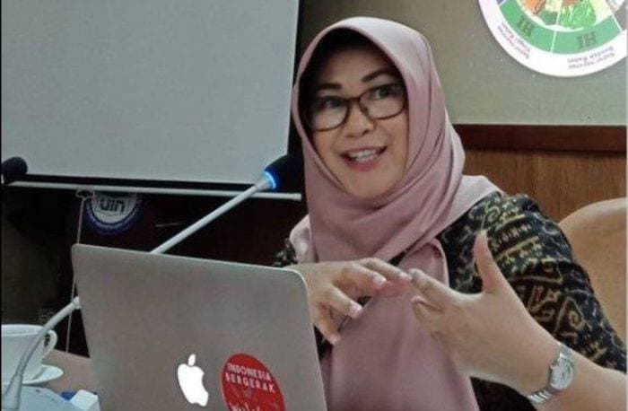 Telusuri Ijazah, Dokter Tifa Ingin Pastikan Gelar Rismon Asli