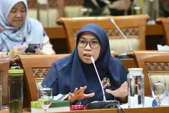 Komisi IX Minta Pemerintah Perhatikan Kondisi Petugas KPPS