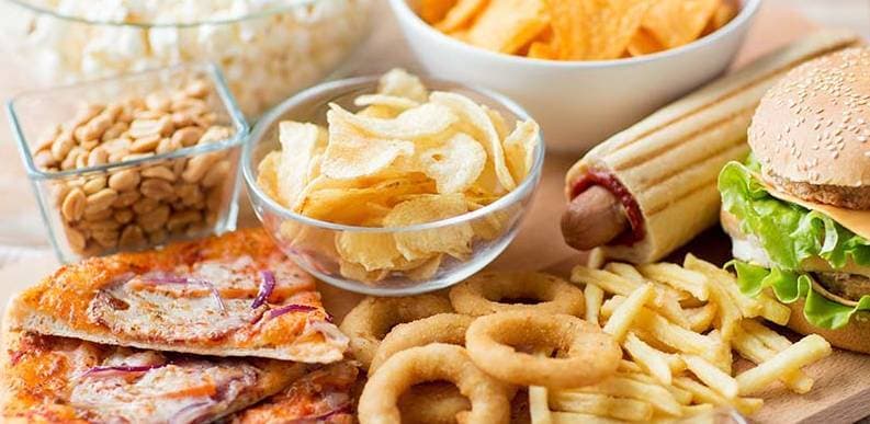 5 Makanan Penyebab Penyakit Usai Lebaran