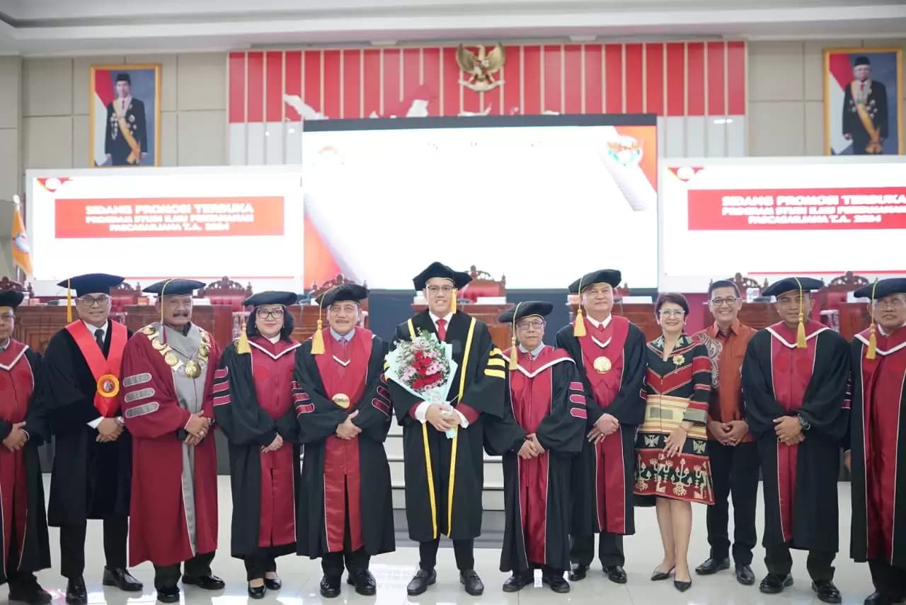 Dave Laksono Berhasil Meraih Gelar Doktor Ilmu Pertahanan Unhan